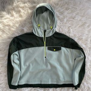 ATHLETA NWOT Fleece Cropped Sweatshirt